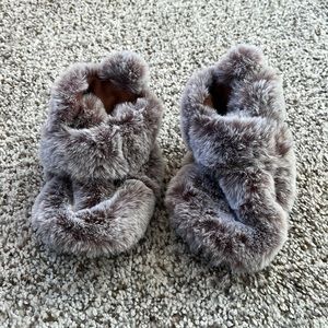 Like new 0-3 month faux fur target booties